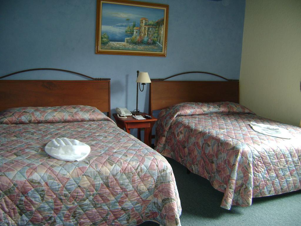 Hotel La Riviera de Atitlán Panajachel Habitación foto